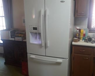 Refrigerator & Freezer