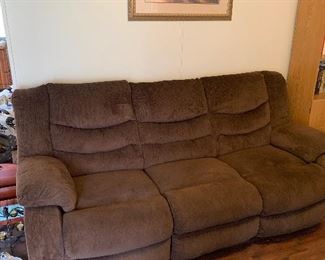 Recliner sofa