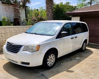 2008 Chrysler Town and Country van 
98,597 miles.  See description for how to bid on this vehicle. ( minimum bid  $2,900)