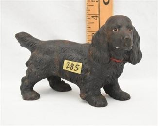 Cast iron dog