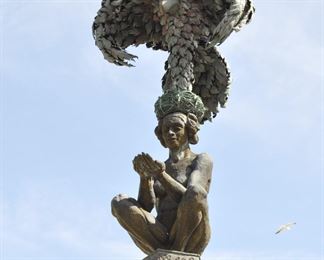 A 20 Foot tall Totem Pole - TRIBUTE TO THE CHUMASH NATION created jointly by David and Linda Elder will greet you as enter the residence.