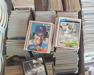 We ghave a host of 60s ⚾️  cards