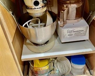 KitchenAid mixer and Cuisinart food processor