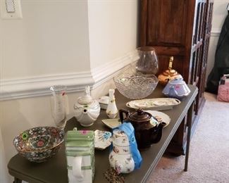 bone china teapots, glass bowls and more display items