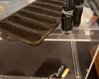 Mini iron corn stick pan
Miniature coke bottles