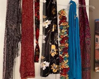Scarfs