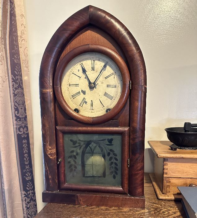 Living Estate Sale in Hutchinson, KS starts on 4/13/2023