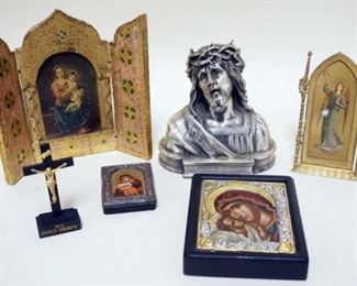 1219	GROUP OF RELIGIOUS ITEMS
