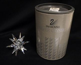 1221	SWAROVSKI CRYSTAL STAR, MEDIUM, APPROXIMATELY 4 IN
