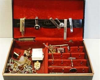 1272	JEWELRY BOX W/CONTENTS, MOSTLY MENS COSTUME JEWELRY, AS FOUND

