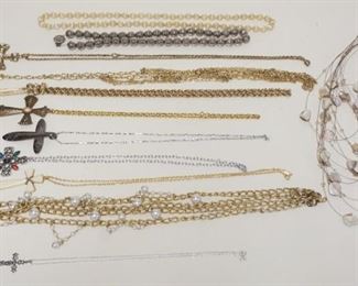 1277	LOT OF 12 COSTUME JEWELRY NECKLACES, AS FOUND
