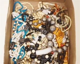 1289	LARGE LOT OF COSTUME JEWELRY NECKLACES, AS FOUND
