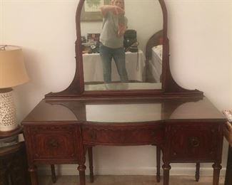 Antique Vanity with matching twin bedframes and brand new mattresses! Beautiful set!!