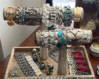 Tons of jewelry!! Bracelets, necklaces, earrings, etc.