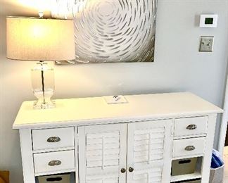 American Signatures French Country style chest w/ 4 baskets, acrylic lamp, modern picture