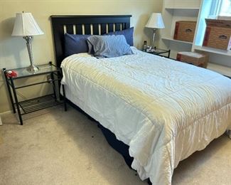 Bed w/ mattress & box spring, 2 metal/glass side tables, matching lamps