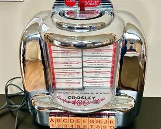 1980's Crosley Collector's Edition  radio & cassette player, CR-9, No. 1356, works well