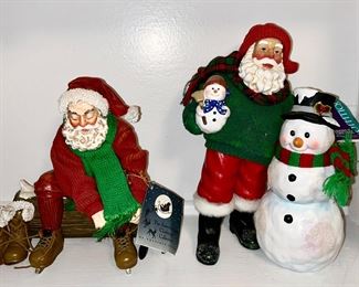 Clothtique Santa figures 
