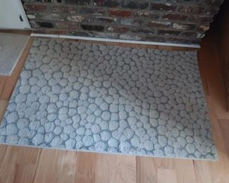 Rug $10