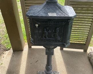 Hearts mailbox
New Orleans cypress shutters