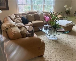 BASSETT SECTIONAL HAS GOLD FABRIC