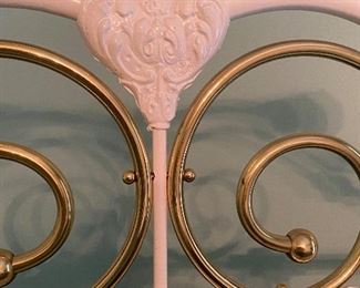 ANTIQUE PORCELAIN FULL BED