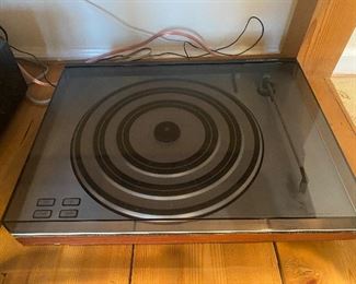  BANG & OLUFSEN TURNTABLE