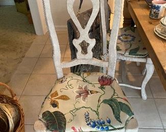 RESTORATION HARDWARE FARM TABLE                               6 CHAIRS  WHITE WASH FINISH.  