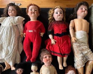 More antique dolls 