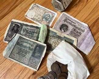 Foreign money and old coins 