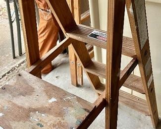 4 ft step ladder