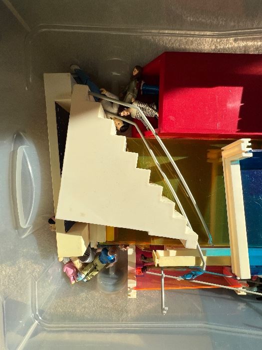 RARITAN MOVING SALE in Raritan, NJ starts on 4/15/2023