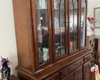 Thomasville China Cabinet
