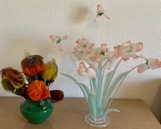 (2) Mid Century Modern Flower Sculptures 1 Glass Vase And Pom Flowers 1 Plastic Flowers
