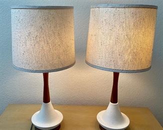 (2) Mid Century Modern Teak And White Pottery 3-way Table Lamps With Matching Shades