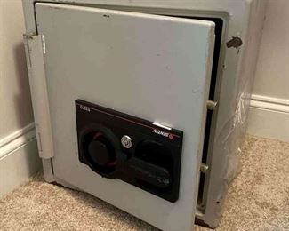 "Five Notch & Greenbriar" in North Augusta, SC Starts Closing Tue 4/11 8pm. Pickup: Thu 4/13 2-6pm. Please click here to see more photos, descriptions, and current bids:&nbsp;https://ctbids.com/estate-sale/20880