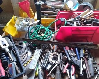 "Five Notch & Greenbriar" in North Augusta, SC Starts Closing Tue 4/11 8pm. Pickup: Thu 4/13 2-6pm. Please click here to see more photos, descriptions, and current bids:&nbsp;https://ctbids.com/estate-sale/20880