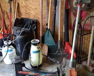 "Five Notch & Greenbriar" in North Augusta, SC Starts Closing Tue 4/11 8pm. Pickup: Thu 4/13 2-6pm. Please click here to see more photos, descriptions, and current bids:&nbsp;https://ctbids.com/estate-sale/20880