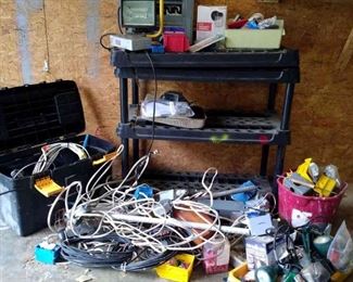 "Five Notch & Greenbriar" in North Augusta, SC Starts Closing Tue 4/11 8pm. Pickup: Thu 4/13 2-6pm. Please click here to see more photos, descriptions, and current bids:&nbsp;https://ctbids.com/estate-sale/20880