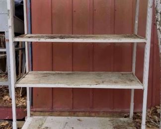 "Five Notch & Greenbriar" in North Augusta, SC Starts Closing Tue 4/11 8pm. Pickup: Thu 4/13 2-6pm. Please click here to see more photos, descriptions, and current bids:&nbsp;https://ctbids.com/estate-sale/20880