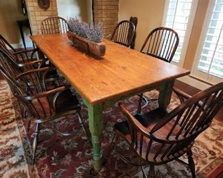 Dining Table & Chairs 