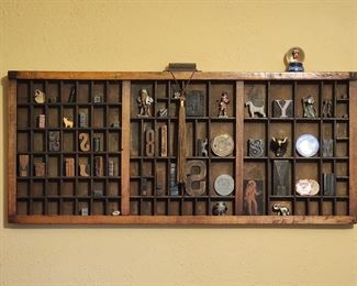 Antique Decorated Printers Tray 