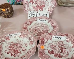 SET OF FOUR SPODE ARCHIVE COLLECTION PLATES