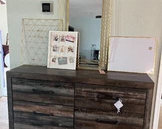 Tween & teen bedroom decor, rustic dresser