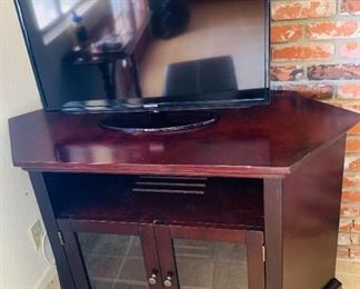 Media Cabinet / Stand & Samsung TV