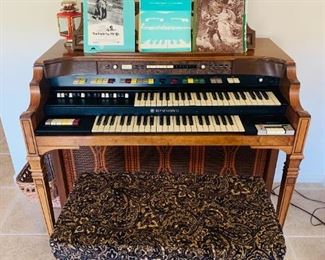 Hammond Organ