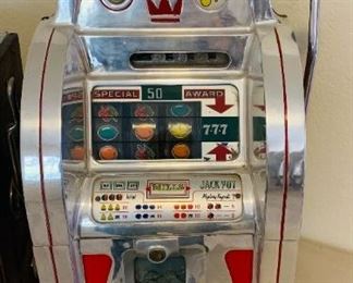 Bell-O-Matic 5c Antique Slot Machine