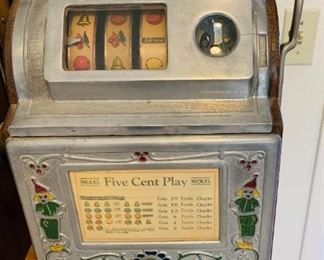Jennings 5c Dutch Boy Slot Machine