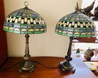 Tiffany Style Stained Glass Lamp
