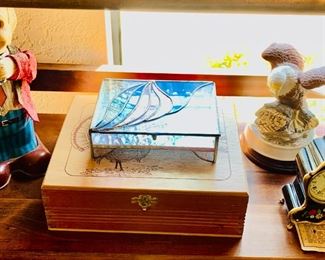 Misc. Decor & Collectibles